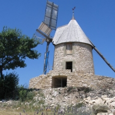 moulin-a-vent-de-villeneuve-minervois